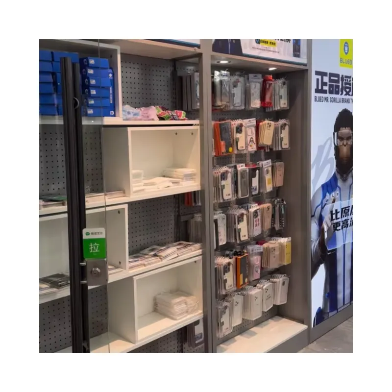 Maßgefertigte moderne Accessoi – Tech Accessories Kiosk Bewertung und Preis